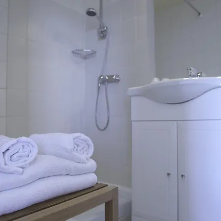 Hotell Azur Le Lavandou