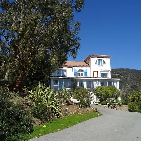 阿祖尔酒店 3* 勒拉旺杜