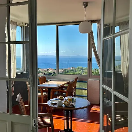 Azur Hotell