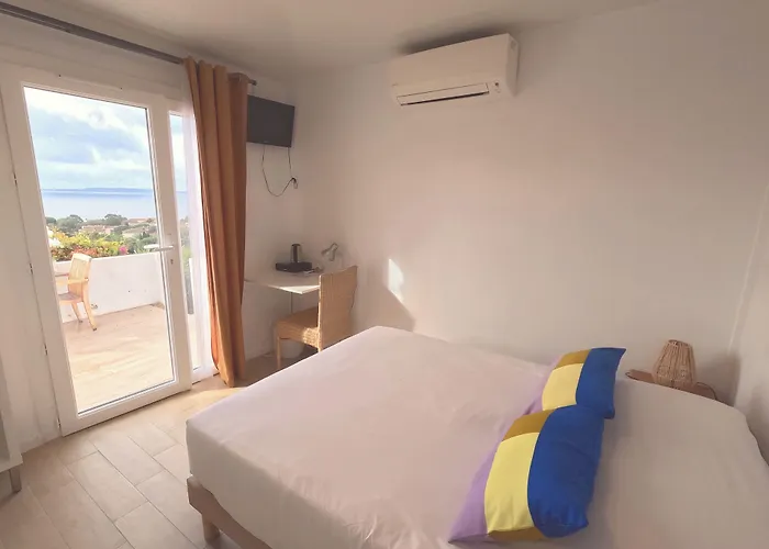Azur Hotell