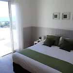Azur מלון 3*