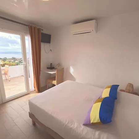 Azur Hotel