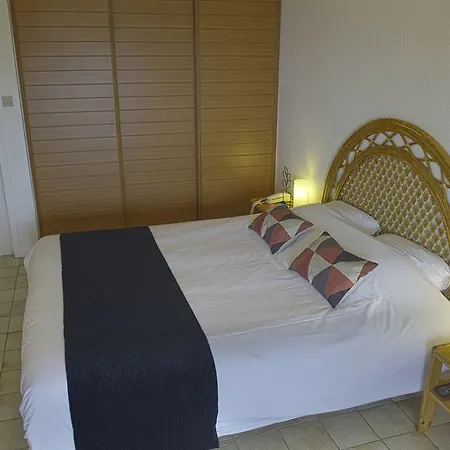 Azur فندق لو لا فاندو